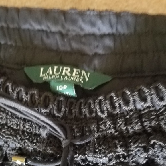 Lauren black eyelet shorts - Picture 2 of 4